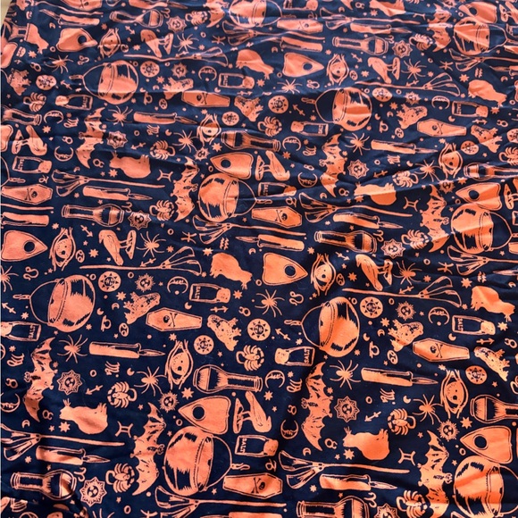 Halloween graphic t-shirt (Disney) - Picture 4 of 5